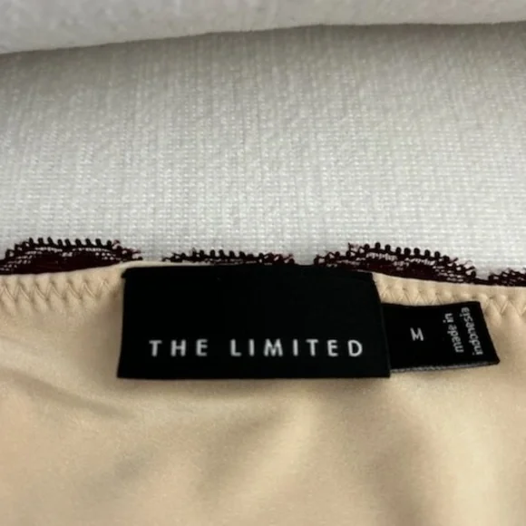 Burgundy lace camisole top - Picture 3 of 5